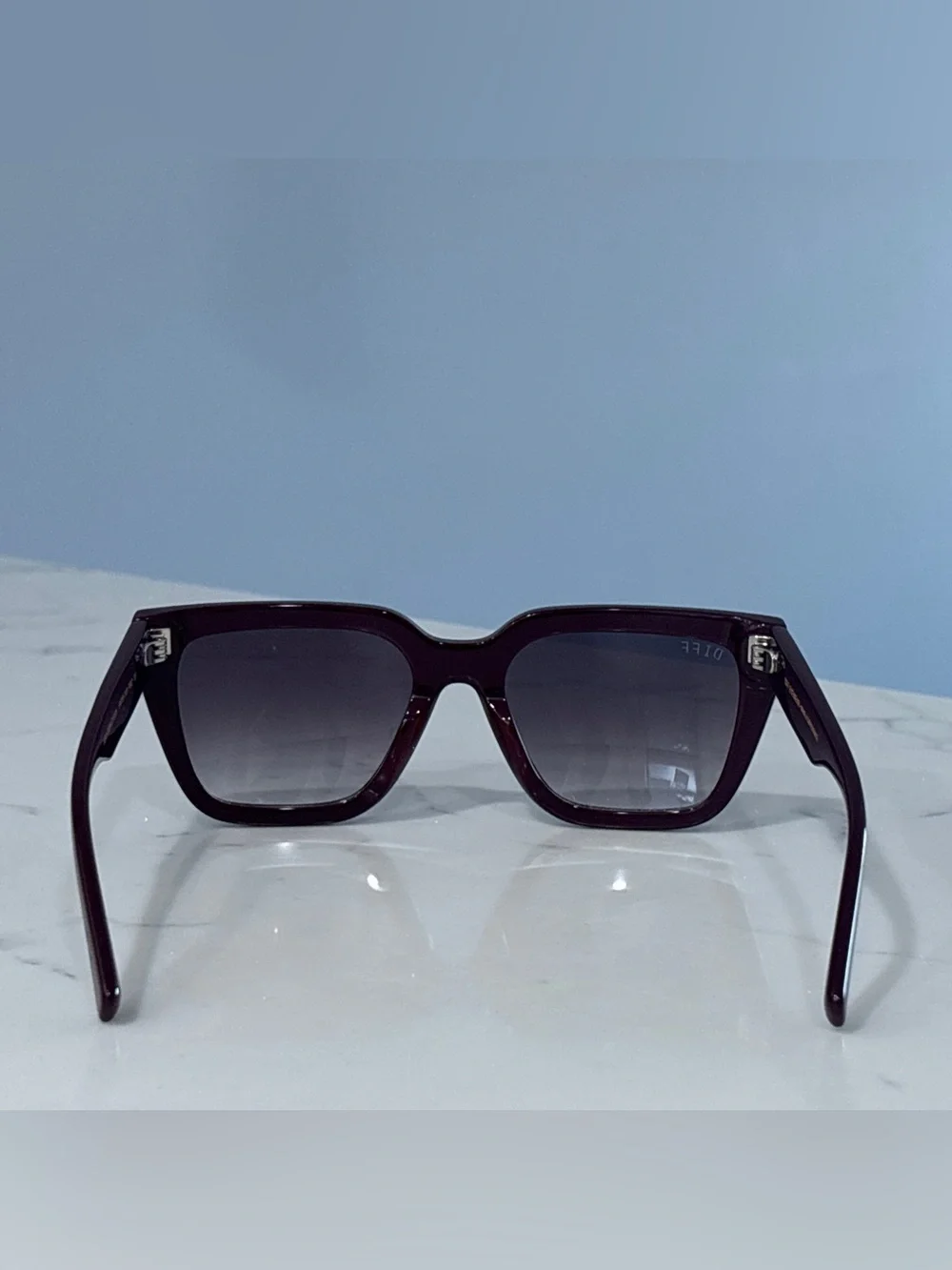 DIFF Eyewear Amara Square Sunglasses Burgundy Wine Gradient Lens